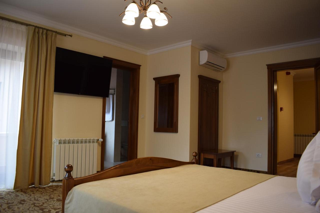 Vila Preciosa Alba Iulia Exterior photo